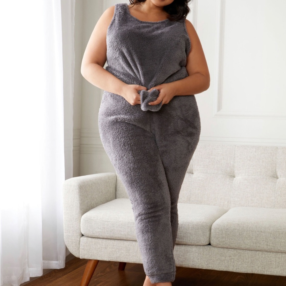 Ashley Stewart Grey 3x Plush Teddy Sleep Set